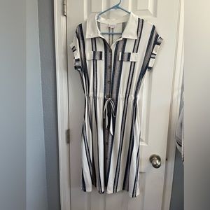 Lularoe Stacie shirt dress. Size Xs